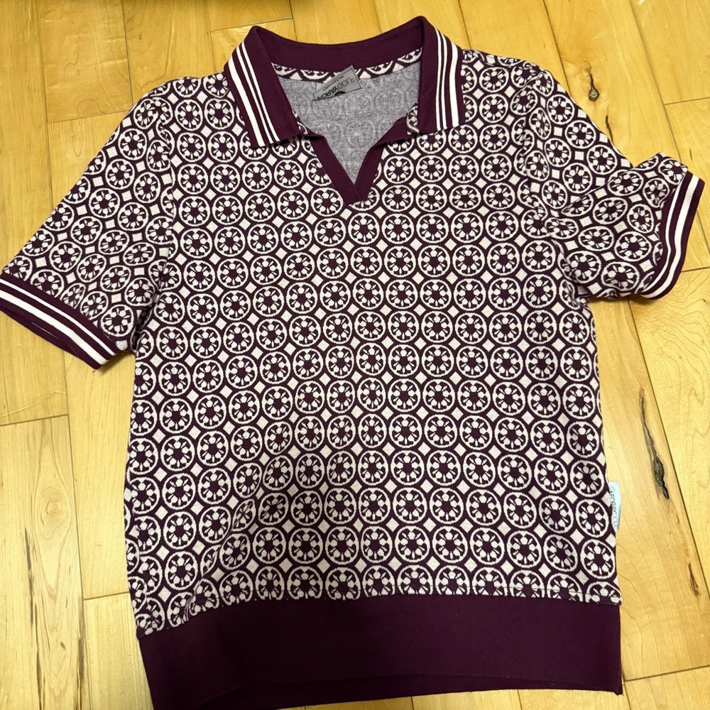 Women's Short-Sleeve Patterned Polo in Burgundy and Cream